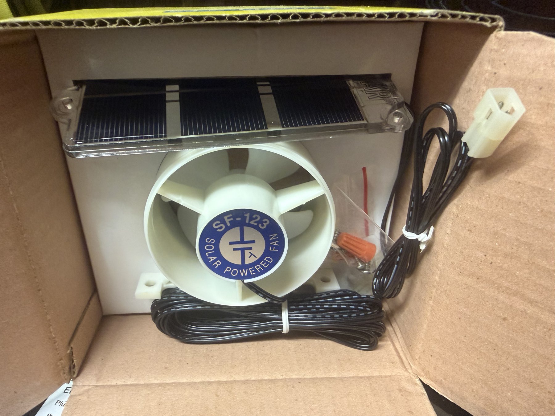 SF-123 Solar Fridge Fan package and included kit